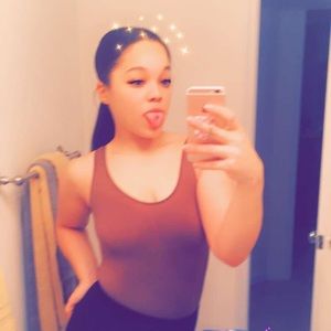 Meet your Posher, Nikki